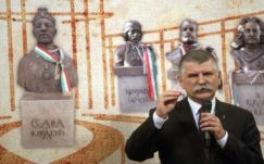 Kövér László: tegyük félre a sérelmeket, adjunk esélyt az összefogásnak