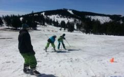 Készülnek a szezonra a Hargita megyei sípályák működtetői