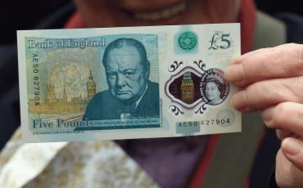 Vegetáriánusok tiltakoznak az új angol ötfontos ellen