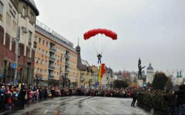 December elseje: Marosvásárhelyen megadták a módját az ünneplésnek