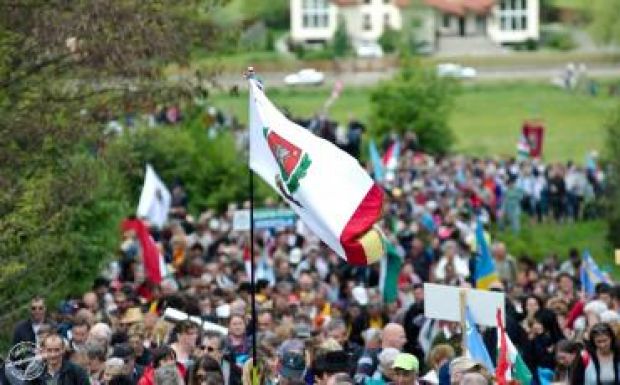 Félretájékoztat a művelődési minisztérium a csíksomlyói búcsú ügyében