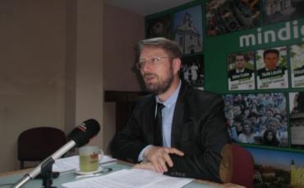 Szabó Ödön: a magyar gyerekek anyanyelvű oktatása csak számunkra fontos