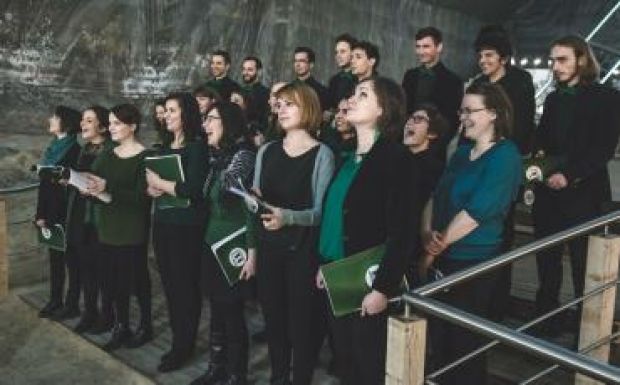 A tordai sóbányában lép fel a Melodeus kórus