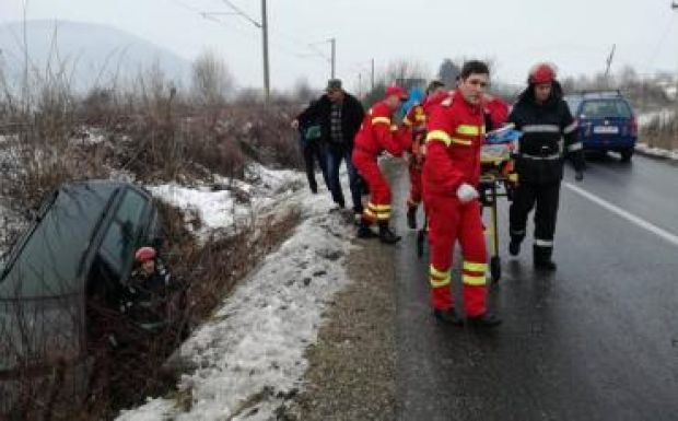 A jeges út miatt tíz perc leforgása alatt négy közúti baleset történt egy erdélyi megyében