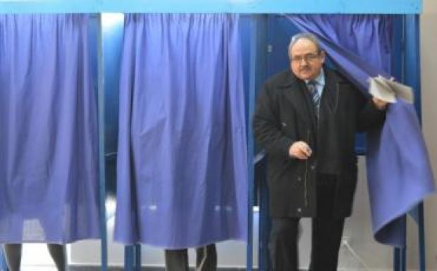 Szatmár: felszámolnák a főváros mindenre kiterjedő hatalmát