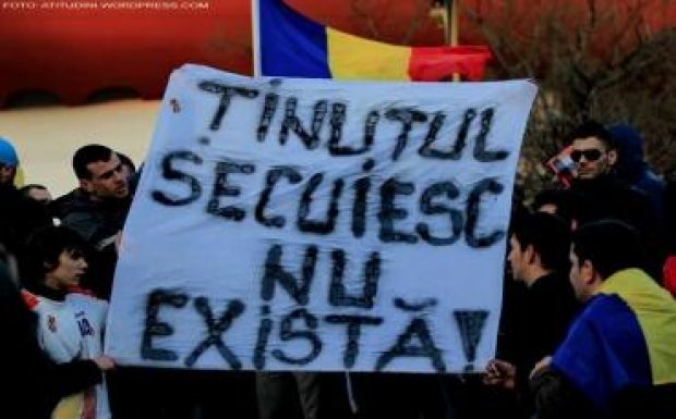 Székelyföldi románok: a PSD ne vonja be a kormányzásba az RMDSZ-t
