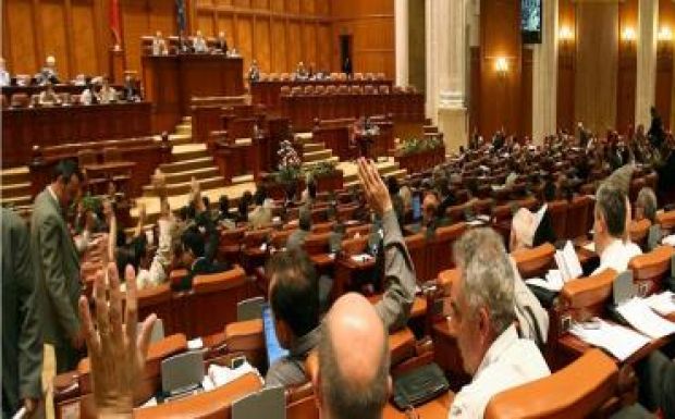 Ágoston Hugó: Kombinációk járt és járatlan utakon