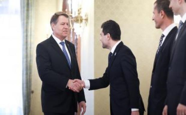 Nicuşor Dan: nem támogatunk egy Sevil Shhaideh által vezetett kormányt