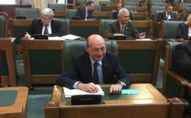 Traian Băsescu az „iszlám stílusú vezetés” meghonosításától óvta az országot