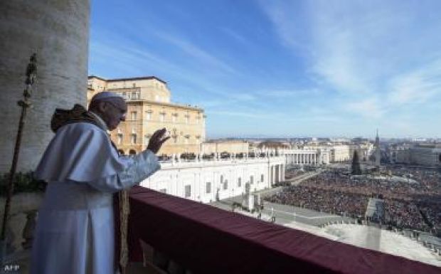 Szigorú biztonsági intézkedésekkel várják karácsonyt a Vatikánban
