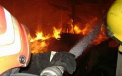  Lángra kapott egy gyergyócsomafalvi fafeldolgozó vállalat termelőcsarnoka