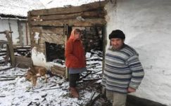 Adományokat gyűjtenek egy földönfutóvá vált felsőrákosi párnak