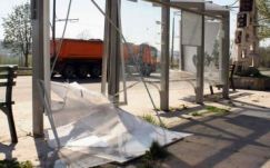 Megharagudott a buszmegállóra egy gyergyói fiú