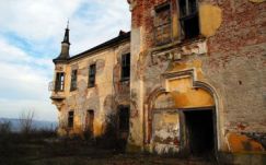 Közösségi támogatással menthetők a kastélyok