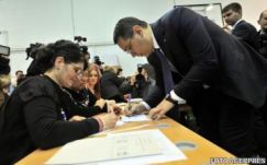 A „hatékonyság érdekében” Dragnea miniszterelnöksége mellett lobbizik Victor Ponta