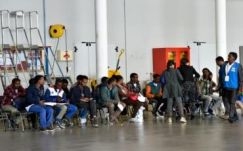 Svédország megkezdte az illegális bevándorlók kitoloncolását