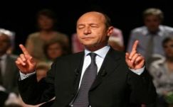 Băsescu: Dragnea álmodik 
