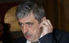 Jogerősen 2 év felfüggesztett börtönbüntetésre ítélték Horea Uioreanut