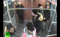 Menedékkérő fiatalok gyújtottak fel egy berlini hajléktalant