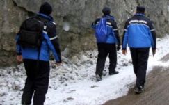 Hegyi csendőrök mentették ki a hóban rekedt turistákat