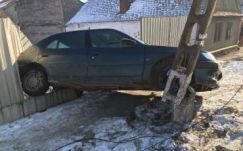 Villanypóznának ütközött az autójával egy székelyudvarhelyi nő