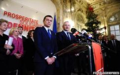 Johannis „elvben beleegyezik”, hogy az új kormány január 4-én tegye le az esküt