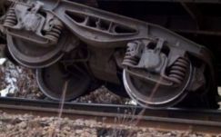 Kisiklott egy személyvonat Csíkszentdomokosnál