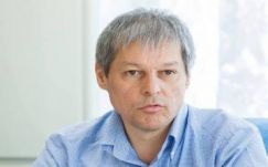 Dacian Cioloş több mosolyt, több örömöt és több bizalmat kíván 2017-re