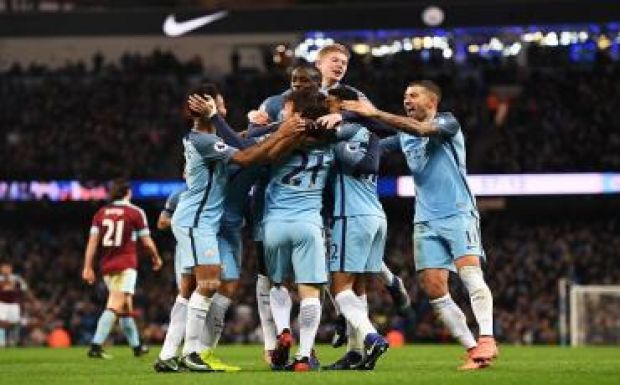 Premier League: tíz emberrel is nyert a Man. City