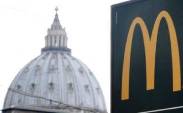 Megnyílt az első vatikáni McDonald's