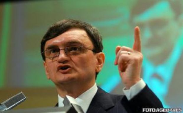 Az alkotmánybíróságra kerül a Liviu Dragnea kormánytagságát tiltó törvény