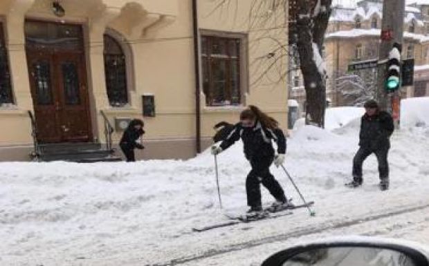 Ez a kép mindent elmond a bukaresti útviszonyokról