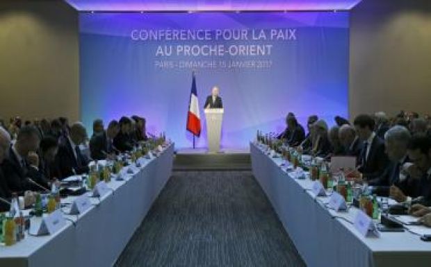 Szimbolikus közel-keleti békekonferencia kezdődött Párizsban az izraeliek és a palesztinok nélkül