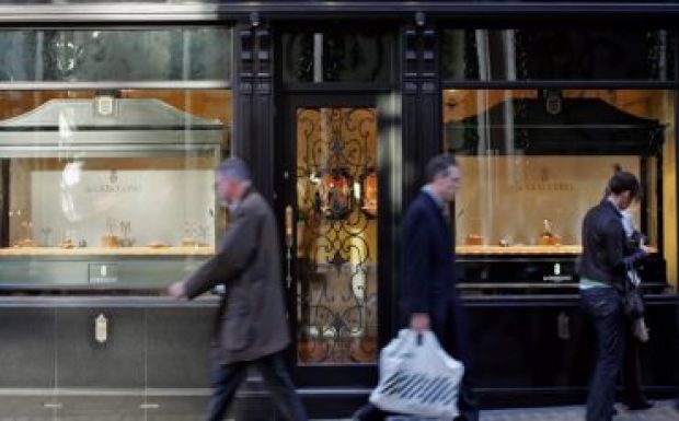 Ékszerbecsüsnek adta ki magát, mindenkit átvert a román tolvaj