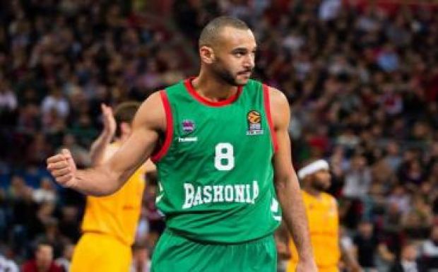 Euroliga: Hanga Ádám egyik legjobb a posztján