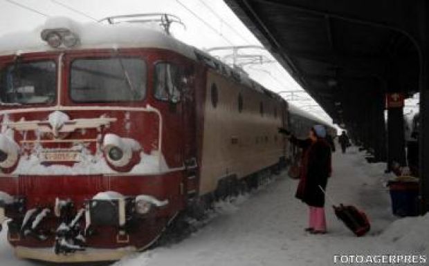 Újra akadozik a közlekedés Romániában az időjárás miatt