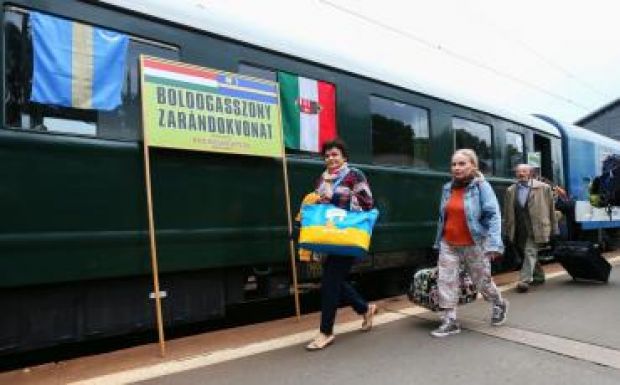 Idén is útra kel a Boldogasszony és a Fekete Madonna zarándokvonat