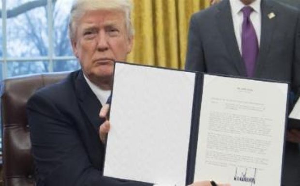 Az Egyesült Államok kivonul a csendes-óceáni szabadkereskedelmi megállapodásból 