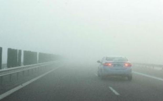 Sűrű köd borítja az ország központi részét