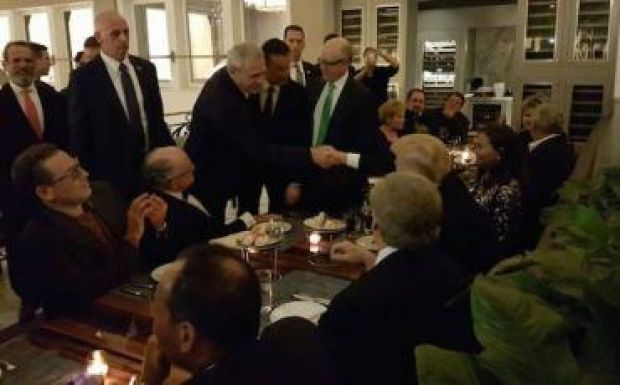 Dragnea tagadja, hogy pénzbe került Trumppal találkozni