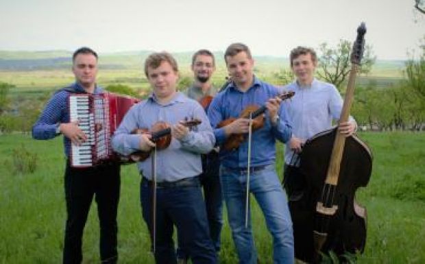 Nagylemezt mutat be a kolozsvári Tokos zenekar