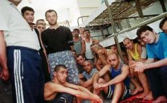 Amnesztiatörvénnyel üríti ki a börtönöket az új kormány?