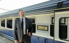 Tegyen fel kérdést Szentes Józsefnek, a CFR utasszállító részlege vezetőjének