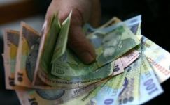 Hivatalos: adómentesek lesznek 2000 lej alatt a nyugdíjak 