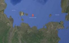 Óriási jégtorlasz fogságába került egy orosz hajókaraván