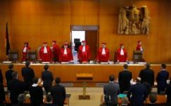 Mégsem tiltják be a német neonáci pártot