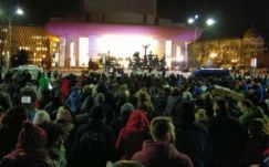 Erdélyi városokban is utcára vonulnak a kormány közkegyelmi tervezete miatt