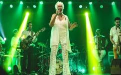 Holtan találták a Lambada című világsláger énekesnőjét