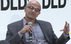 Microsoft-vezérigazgató: demokratizálni kell a mesterséges intelligenciát