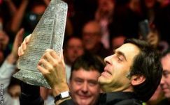 Ismét történelmet írt a sznúkerzseni Ronnie O'Sullivan